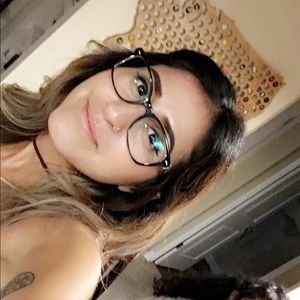 Meet your Posher, Joanna